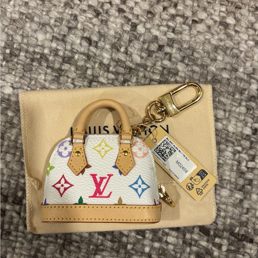 ***SOLD*** Louis Vuitton x Murakami Monogram Multicolor Micro Alma- NWT - Picture 4 of 13